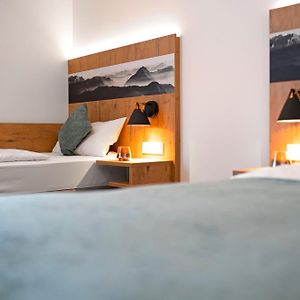 Hotel & Appartements Nice Garni